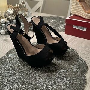 Aldo brand black suade shoes new without tag sz 6